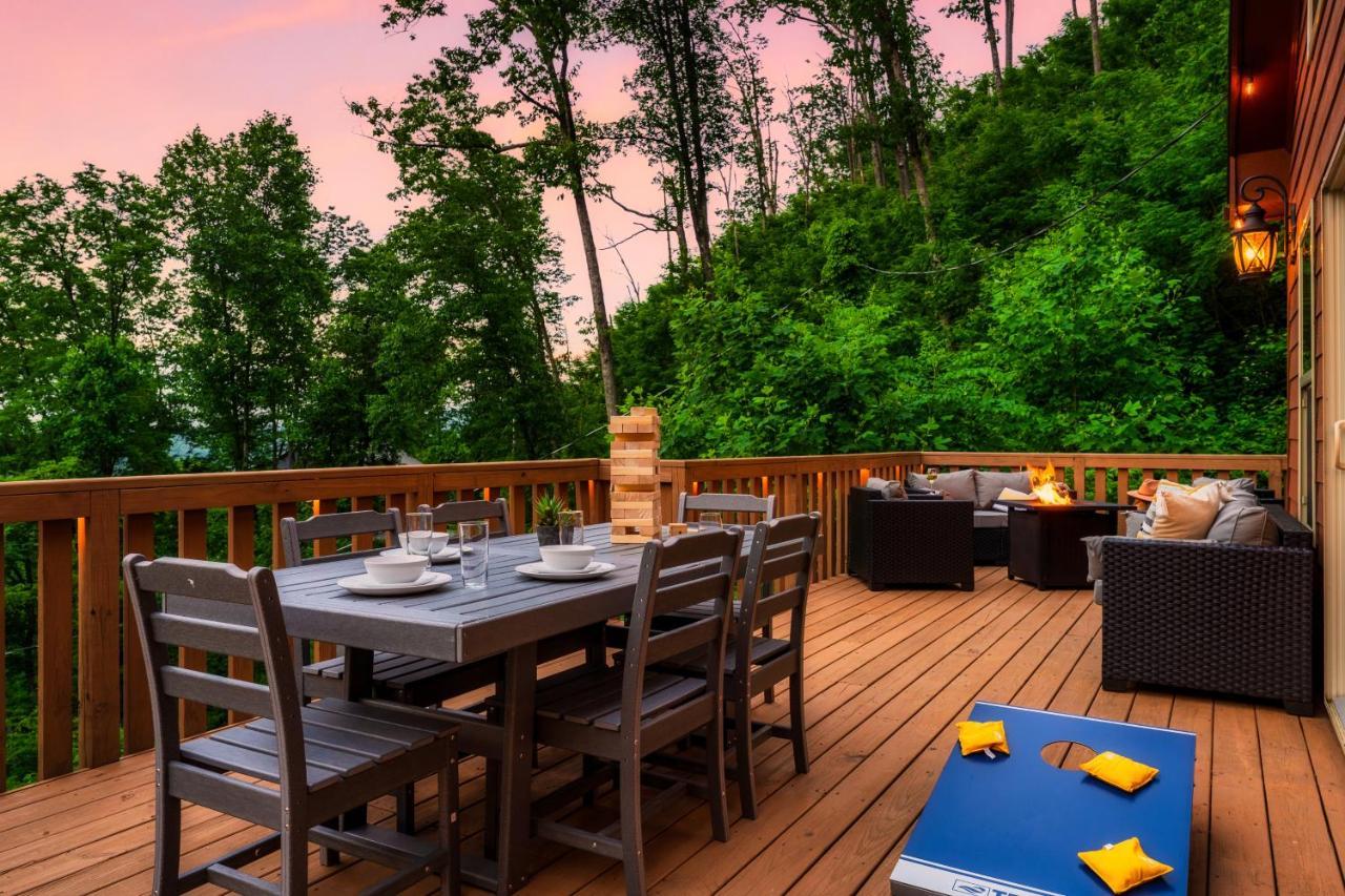 Mountainside - New Luxury Cabin-Fire Table-Hot Tub-3 Pools-Ps5-Bears Gatlinburg Esterno foto